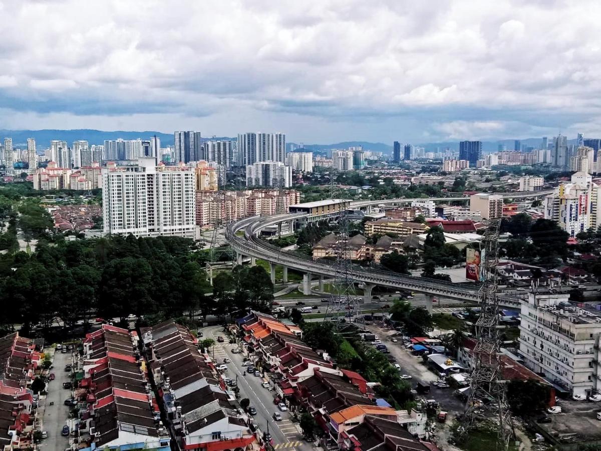 Pangsapuri The Lake-ville Kl Jalan Kuching By M Platinum Kuala Lumpur